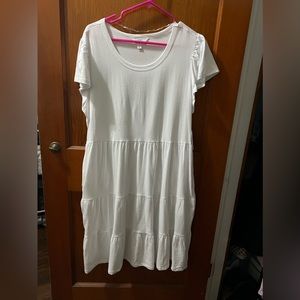 New with tags white ruffle tier dress